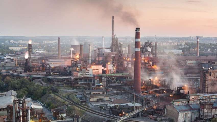 У Кривому Розі Зеленському передали матеріали щодо купівлі "Арселором" судових рішень