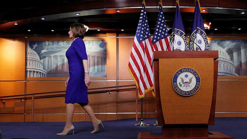 Трамп висміяв Пелосі в жартівливому відео