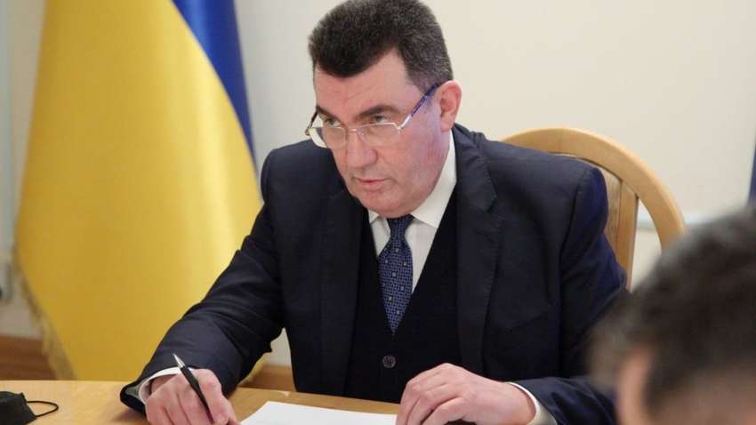 СНБО предлагает в электронных декларациях указывать наличие гражданства другой страны