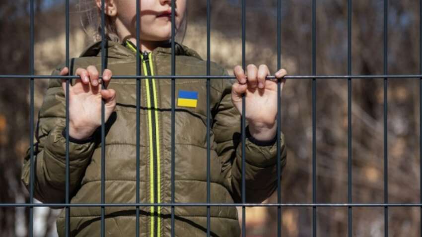 Понад 20 тисяч викрадених дітей: у Празі підняли тему злочинів РФ, які не можна замовчати Понад 20 тисяч викрадених дітей: у Празі підняли тему злочинів РФ, які не можна замовчати