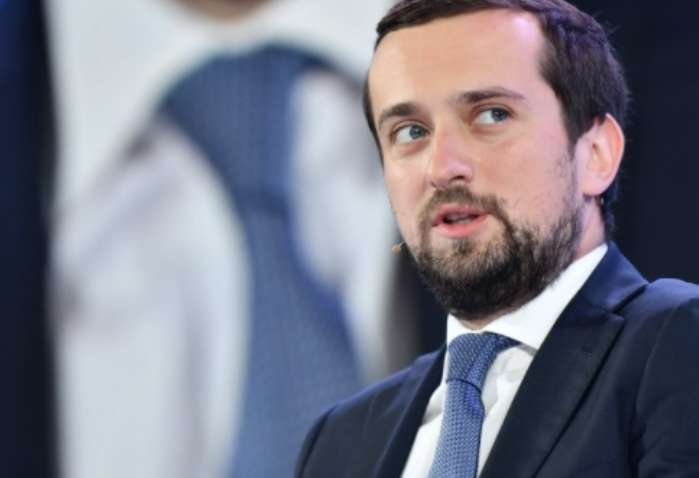 Около половины украинцев считают недавние кадровые перестановки антикоррупционной мерой – опрос