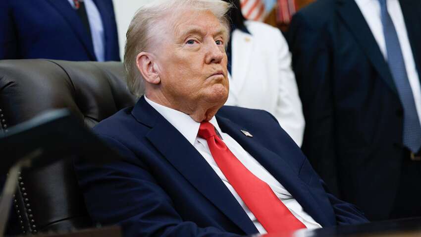 Семья Дональда Трампа стремительно теряет состояние – мемкойны, акции и биткойны обрушиваются синхронно Семья Дональда Трампа стремительно теряет состояние – мемкойны, акции и биткойны обрушиваются синхронно