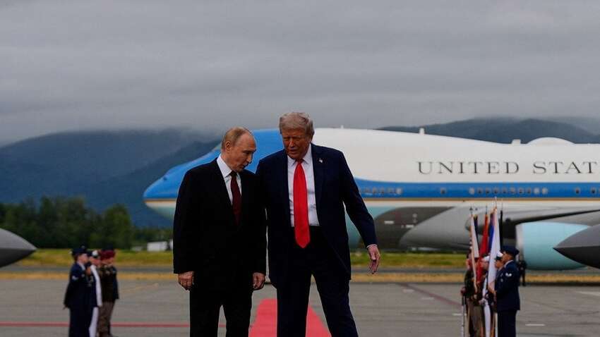 Трамп озвучив цинічну причину телефонного дзвінка Путіну під час зустрічі із Зеленським і лідерами Європи 