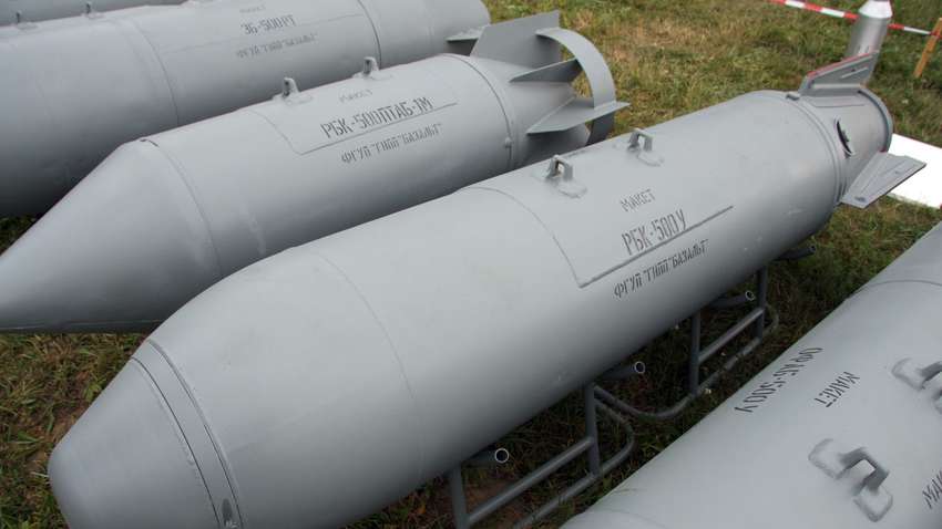 Как Гитлер в войну: Зеленский рассказал, сколько авиабомб ежемесячно Россия сбрасывает на Украину Как Гитлер в войну: Зеленский рассказал, сколько авиабомб ежемесячно Россия сбрасывает на Украину