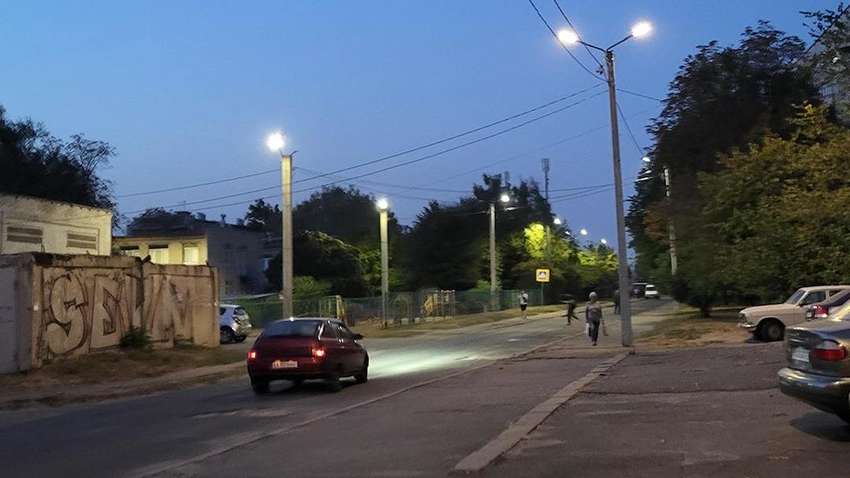 В Харькове почти праздник: в городе включили уличное освещение