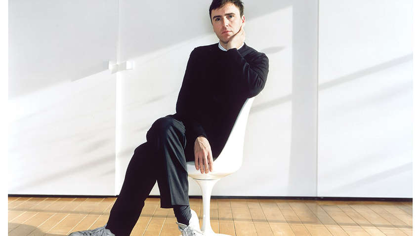 Раф Сімонс запускає лінію кросівок