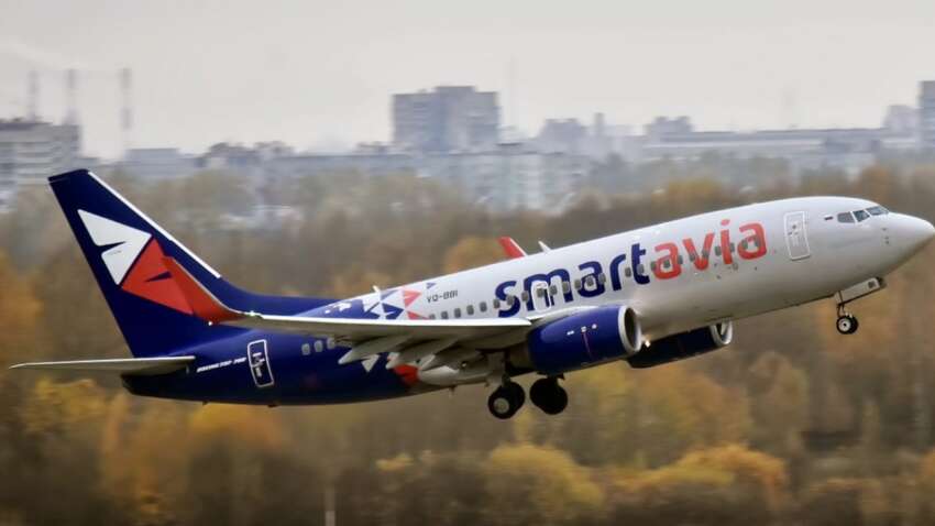 Пьяная россиянка открыла аварийный выход в самолете Пьяная россиянка открыла аварийный выход в самолете