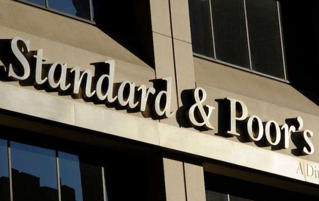 S&P підвищило кредитний рейтинг України
