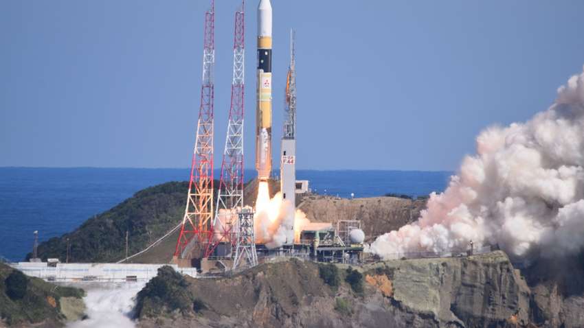 Японія запустила ракету до космосу: що на борту (ФОТО)