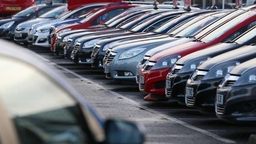 Какие авто предпочли украинцы в феврале: обзор рынка