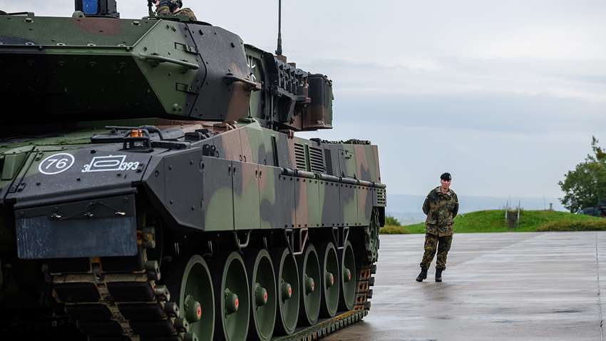 В СНБО намекнули, что западные танки от Польши – это только начало В СНБО намекнули, что западные танки от Польши – это только начало