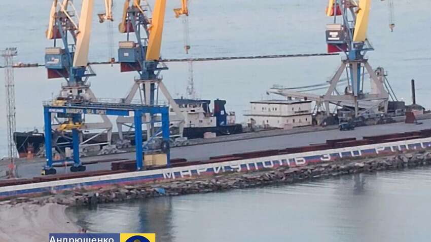 В морской акватории Мариуполя началось движение: к чему готовятся оккупанты В морской акватории Мариуполя началось движение: к чему готовятся оккупанты