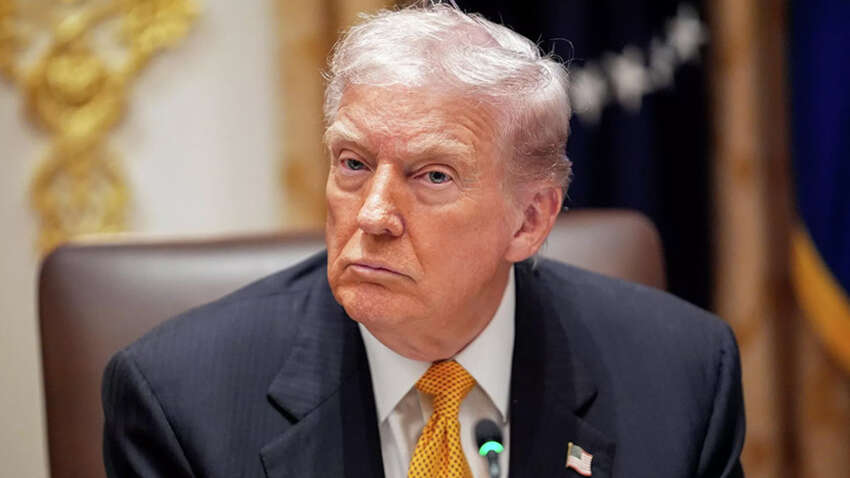 Терпение закончилось: гражданам каких стран Трамп хочет навсегда запретить въезд в США