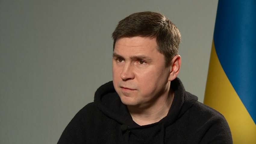 Подоляк відреагував на звинувачення Росії з атакою на кораблі РФ у Чорному морі