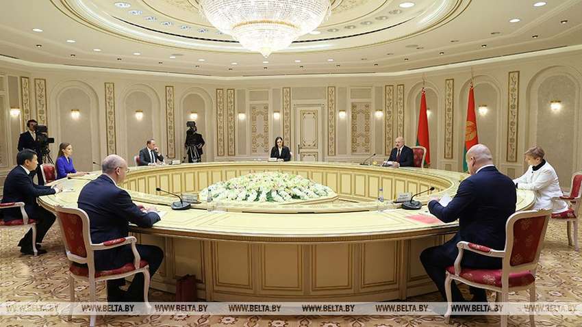 Лукашенко объяснил, почему в Беларуси никогда не будет революции