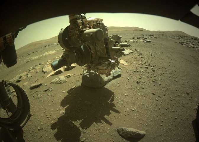 NASA Perseverance готов добыть еще один образец почвы Марса  NASA Perseverance готов добыть еще один образец почвы Марса