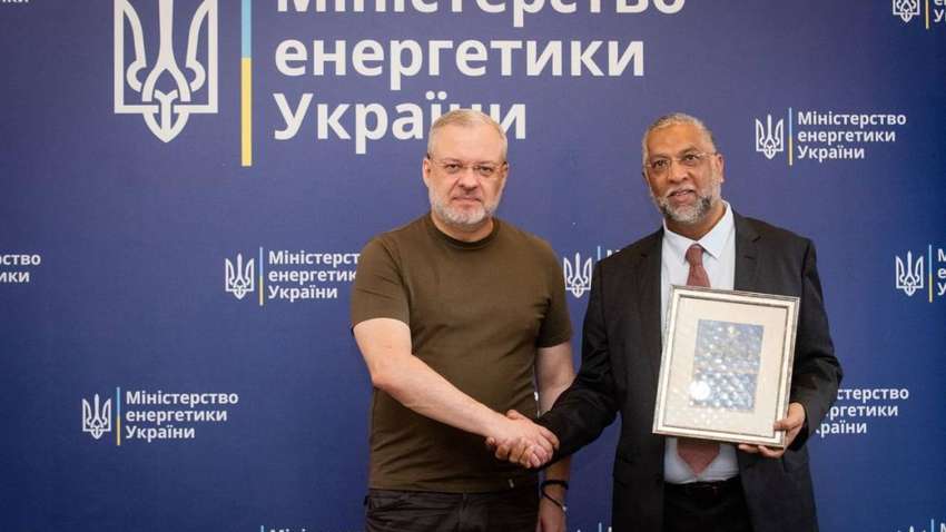 Галущенко: «Атаки на подстанции создают существенные угрозы для ядерной и радиационной безопасности» Галущенко: «Атаки на подстанции создают существенные угрозы для ядерной и радиационной безопасности»