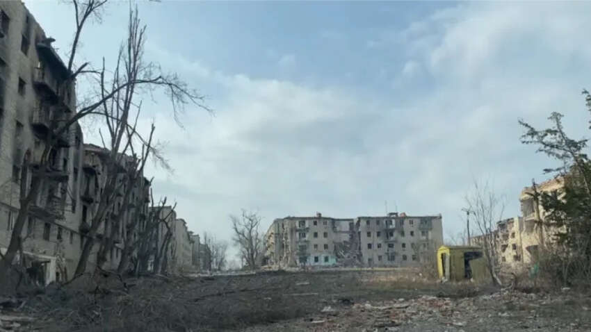 Потеря одного из ключевых городов Донбасса: кто из военных подал в отставку