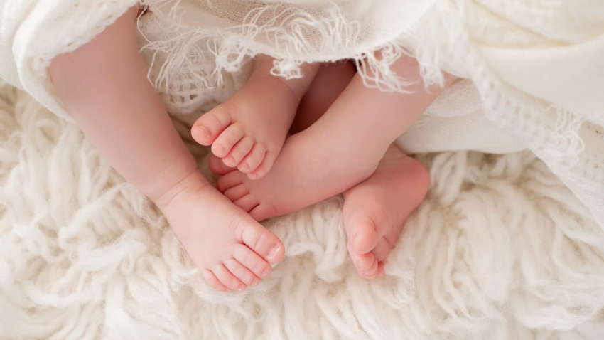 Війна в Україні: у МОЗ спростили реєстрацію новонароджених малюків  