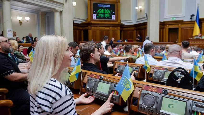 Полный разрыв с РФ и путь в ЕС: о чем говорят недавние решения Рады – актуальны ли они сейчас