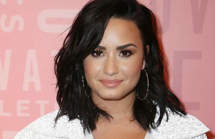 Співачка Демі Ловато закрутила роман з манекенником