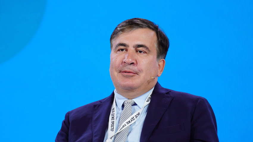 Саакашвили обратился к соотечественникам с призывом к решающей атаке Саакашвили обратился к соотечественникам с призывом к решающей атаке