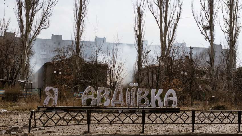 От чего будут зависеть события на фронте: какую задачу пытаются выполнить Украина и РФ