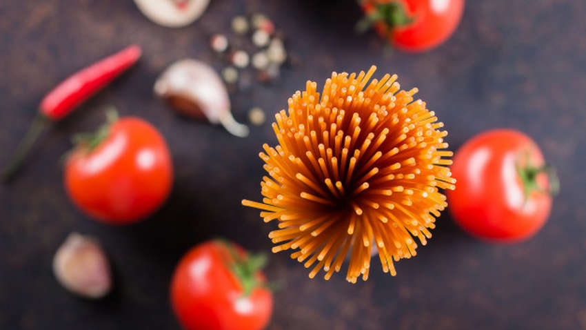 Обід за 20 хвилин: дві смачні страви на швидку руку