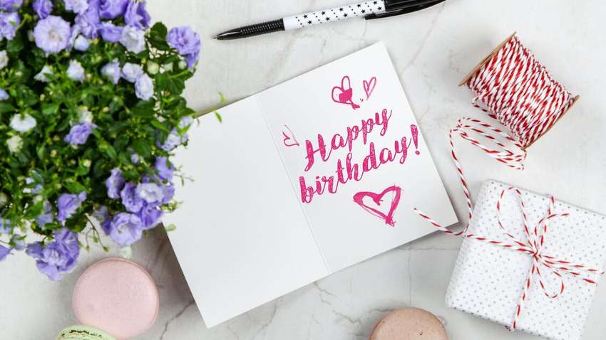 40 идей как красиво поздравить с днем рождения своими словами