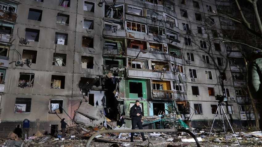 Харьков под массированным огнем РФ: прилеты в центре, разрушена многоэтажка (ФОТО) Харьков под массированным огнем РФ: прилеты в центре, разрушена многоэтажка (ФОТО)