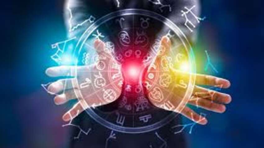 Ракам советуют не выходить из дома, Львов ждет приятное вознаграждение, а одному знаку придется сделать непростой выбор: что готовит гороскоп на 20 декабря для всех