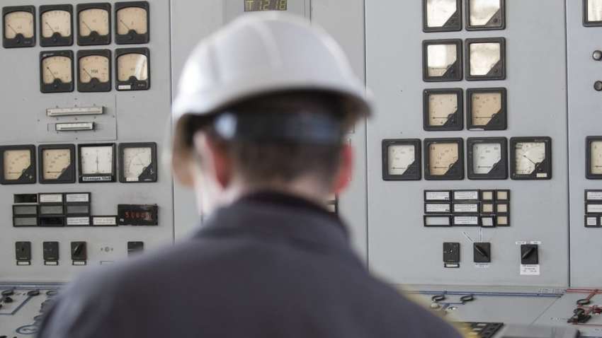 Как нужно подготовиться к зиме, чтобы не остаться без света и тепла – главные риски