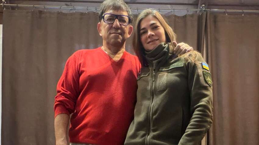 Подписала контракт: дочь эпатажного бизнесмена Гарика Корогодского сбивает «шахеды» Подписала контракт: дочь эпатажного бизнесмена Гарика Корогодского сбивает «шахеды»