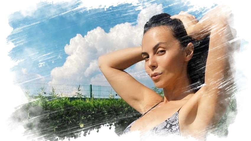 Настя Каменских «зажигает» на турецком курорте