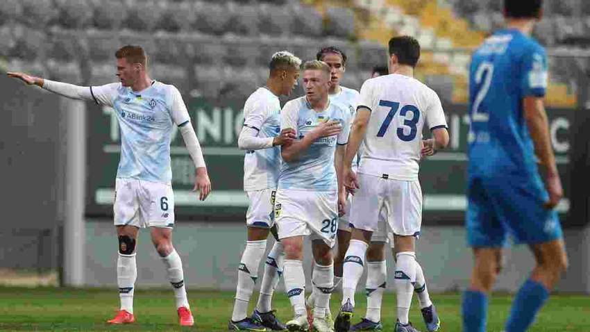 Футбольные сборы клубов УПЛ: "Динамо" разгромило своего соперника 