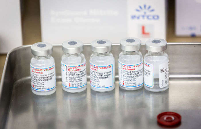 Moderna разрабатывает комбинированную вакцину против коронавируса и гриппа Moderna разрабатывает комбинированную вакцину против коронавируса и гриппа