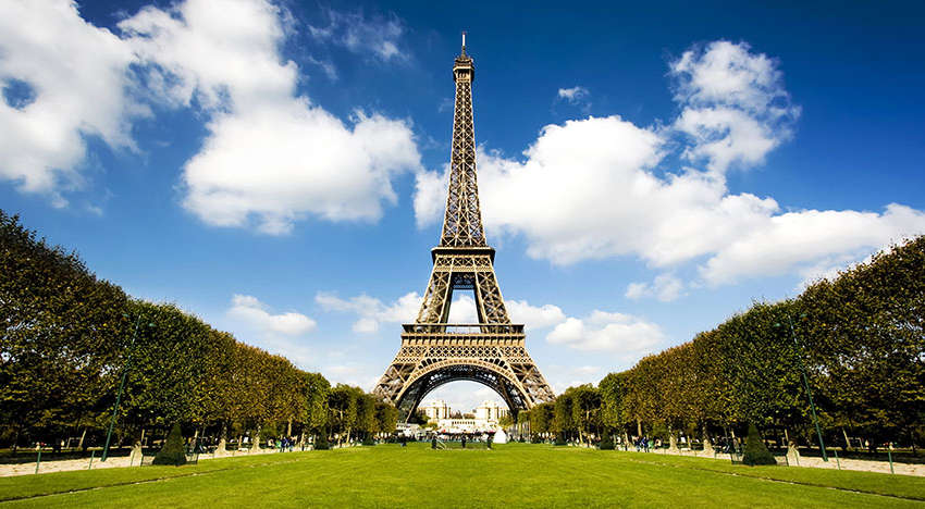 Ейфелева вежа під загрозою вибуху