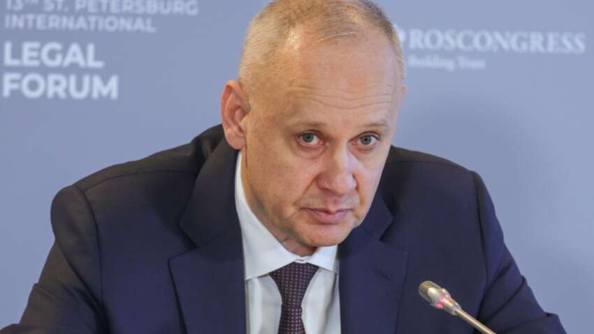 У Путина придумала новую маразматическую причину, почему РФ напала на Украину У Путина придумала новую маразматическую причину, почему РФ напала на Украину