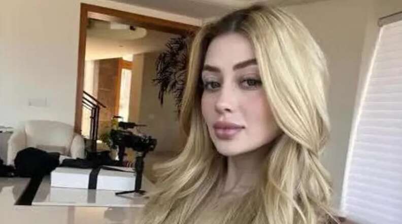 Жорстоке вбивство в прямому ефірі: у Мексиці застрелили відому інфлюенсерку Жорстоке вбивство в прямому ефірі: у Мексиці застрелили відому інфлюенсерку