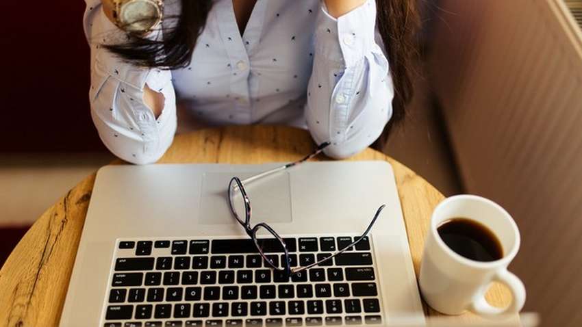 Які звички непомітно крадуть нашу енергію