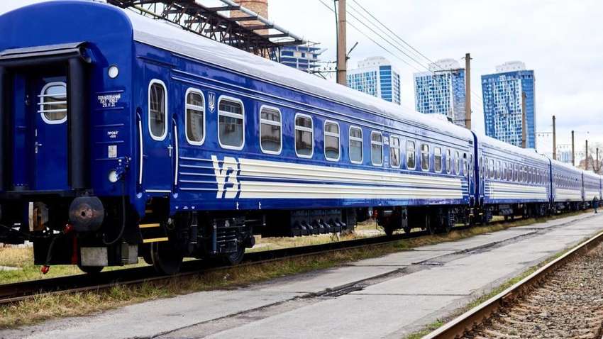 Смерть пассажира от жары в поезде "Укрзализныци": детали трагедии Смерть пассажира от жары в поезде "Укрзализныци": детали трагедии