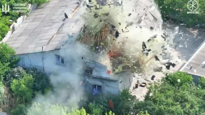 В яку область намагаються прорватися росіяни: ГУР показало ефективні кадри їхнього знищення