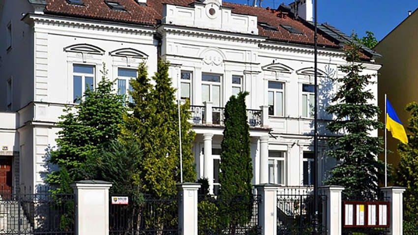 Так чей же Крым: украинское посольство отреагировало на провокационный календарь польских мусульман