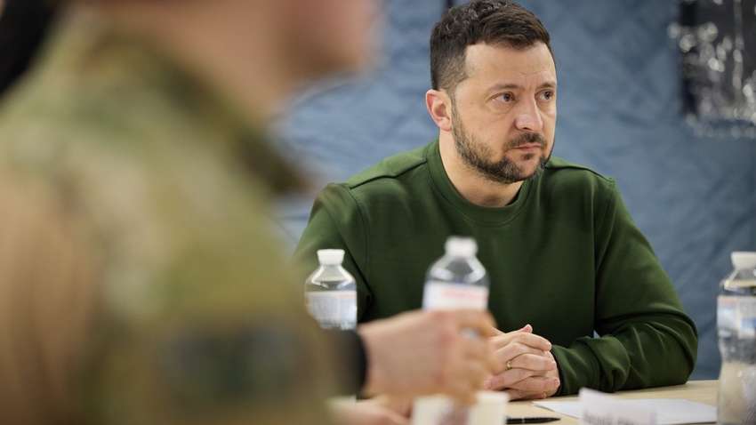 Зеленский признал, что на фронте сложилась патовая ситуация: какие причины и что теперь делать Зеленский признал, что на фронте сложилась патовая ситуация: какие причины и что теперь делать