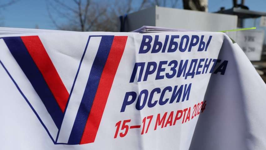 Оккупанты на фейковых "выборах" вербуют новобранцев: подробности