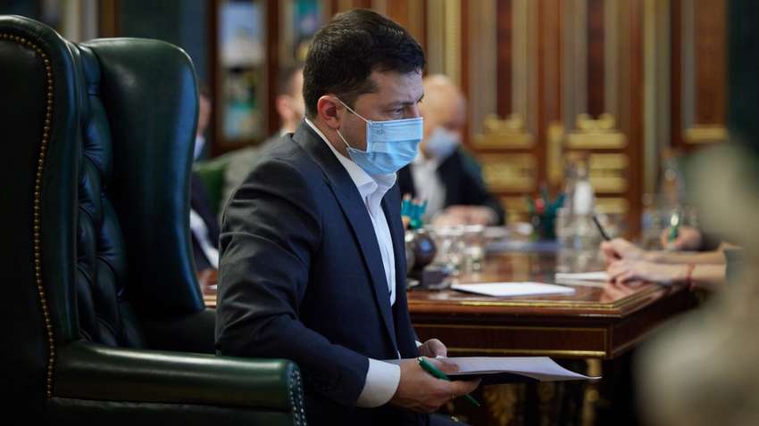 Зеленский хочет достать олигархов за рубежом: в Минюсте рассказали о задаче от президента