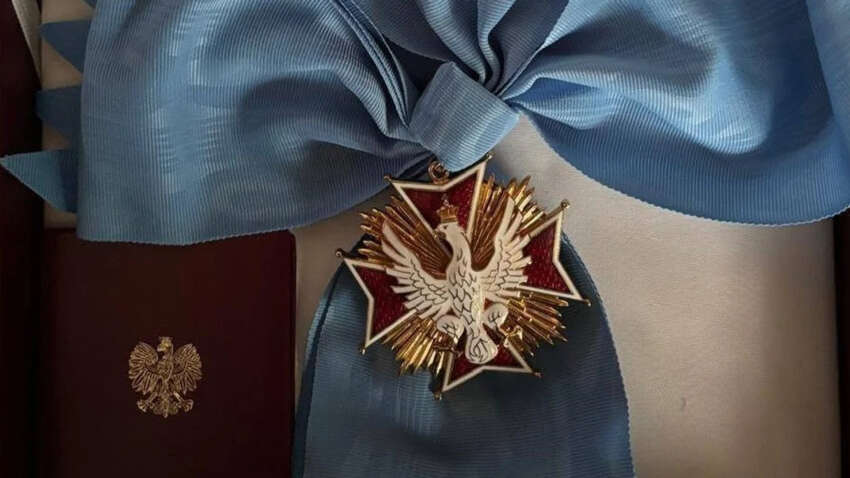 Орденный демарш: вслед за Зеленским от польской награды отказались уже три президента Орденный демарш: вслед за Зеленским от польской награды отказались уже три президента