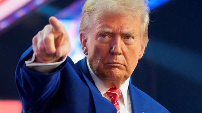 Трамп завуальовано пригрозив Маску депортацією після його нової критики Трамп завуальовано пригрозив Маску депортацією після його нової критики