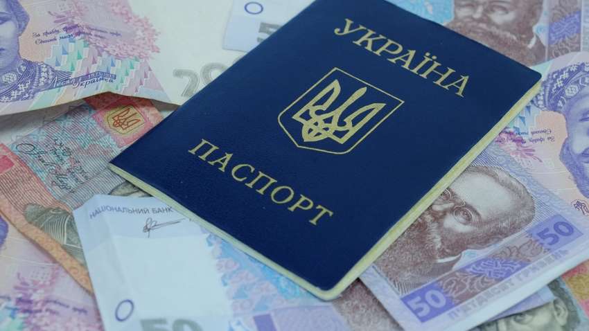 Ідея Зеленського про економічний паспорт: чому Україні не підходить досвід ОАЕ