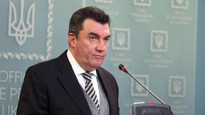 В РНБО розповіли, коли очікувати пік захворюваності на коронавірус В РНБО розповіли, коли очікувати пік захворюваності на коронавірус